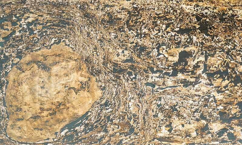 SKINROCK<sup>®</sup> Wood Root Translucent</br>Slate/ Cleft Finish